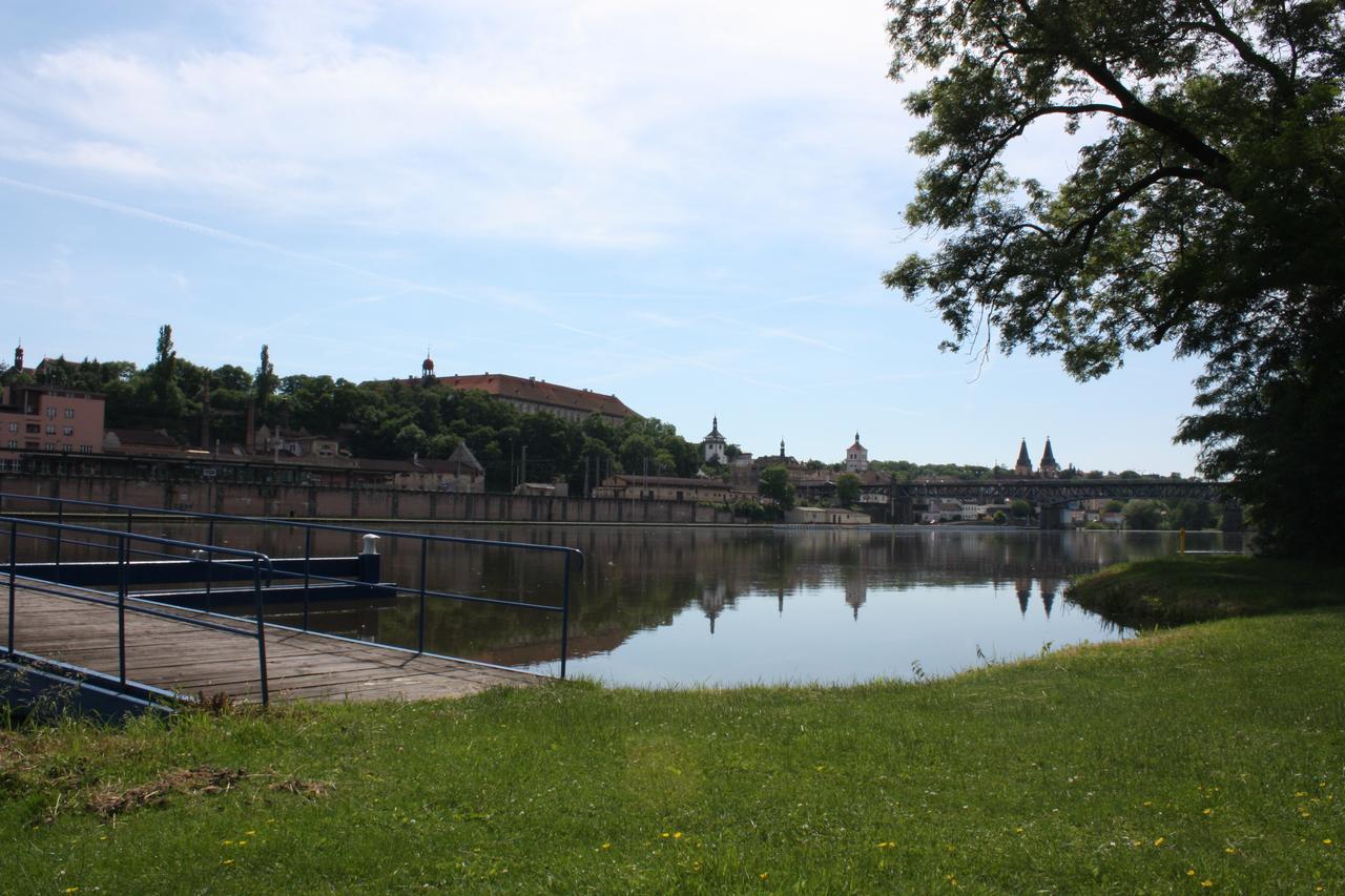 Sporthotel Bk Pod Lipou Roudnice nad Labem Buitenkant foto