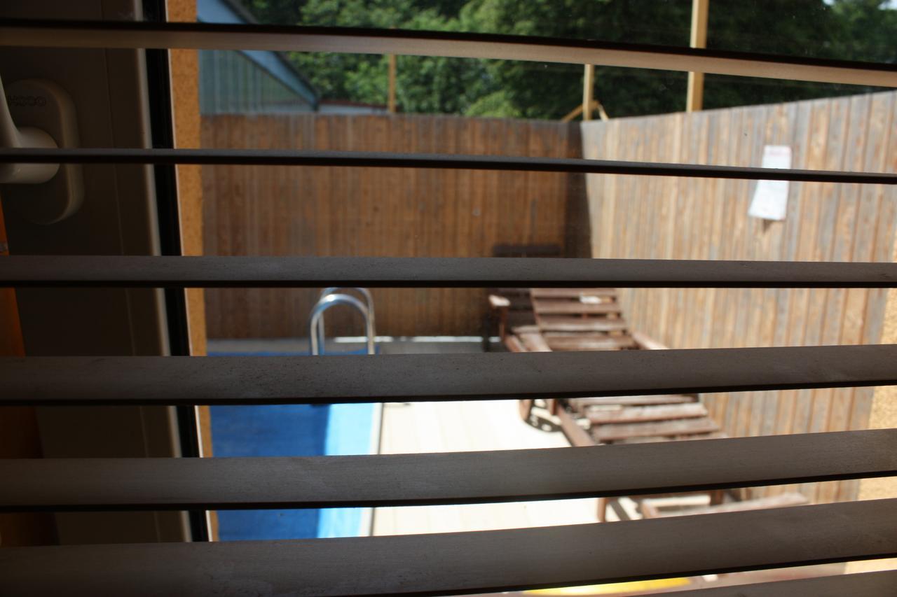 Sporthotel Bk Pod Lipou Roudnice nad Labem Buitenkant foto