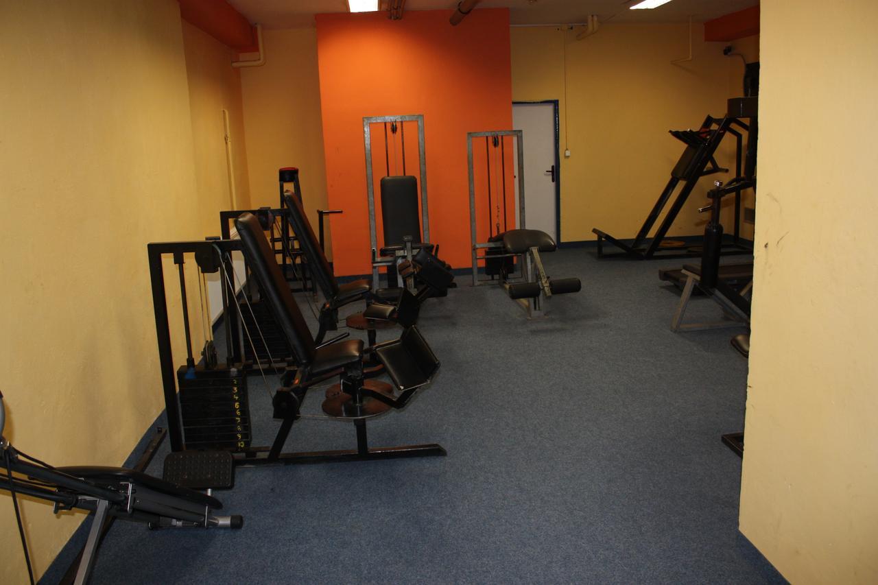 Sporthotel Bk Pod Lipou Roudnice nad Labem Buitenkant foto